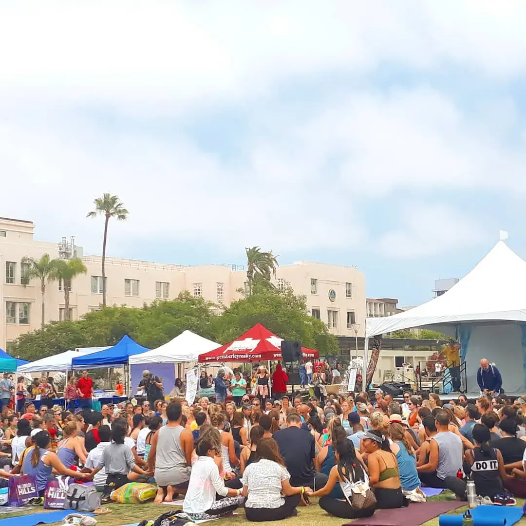 0054_Yoga_Day_San_Diego,_2019