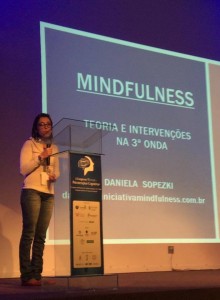 Participação na Mesa Redonda: Teoria e clínica das Terapias de 3ª Onda, com  Paul Gilbert. Coord.: Ricardo Wainer, 27.08.2015.